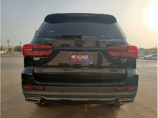 Car image 6