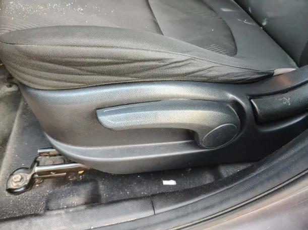 Car image 41