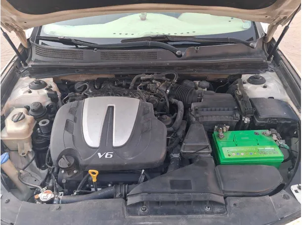 Car image 20