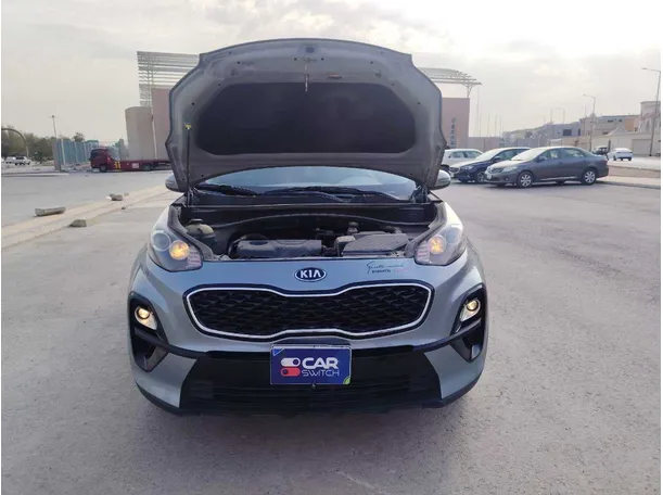 Car image 29