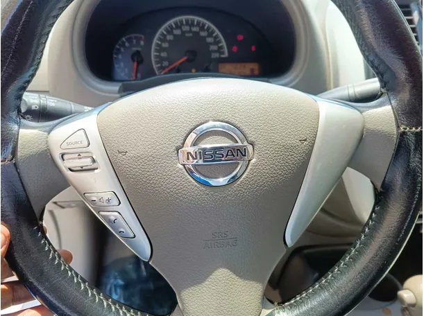 Car image 23