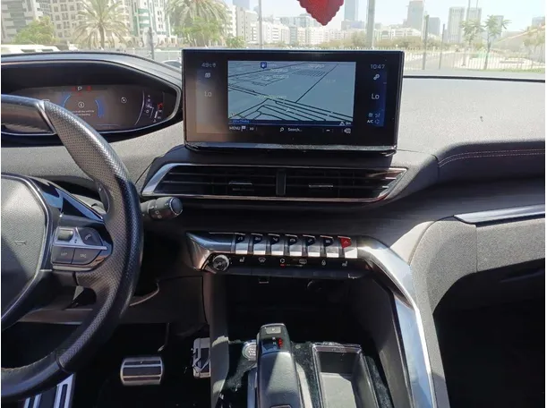 Car image 15