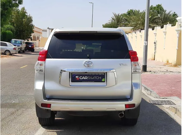 Car image 6