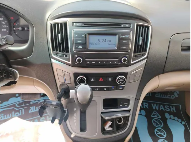 Car image 28
