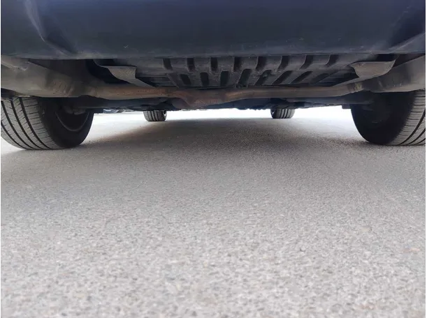 Car image 34