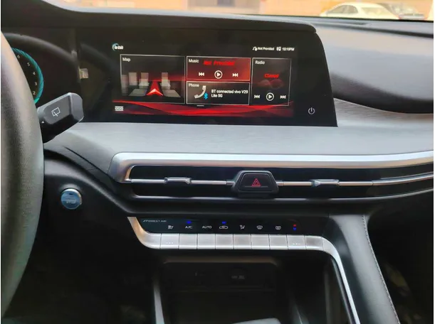 Car image 23