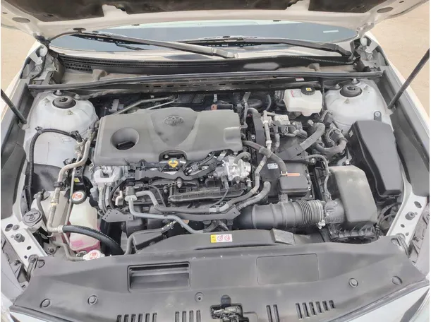 Car image 30