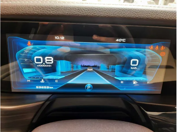 Car image 18