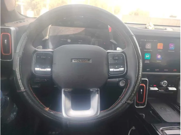 Car image 23
