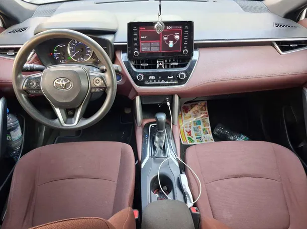 Car image 16