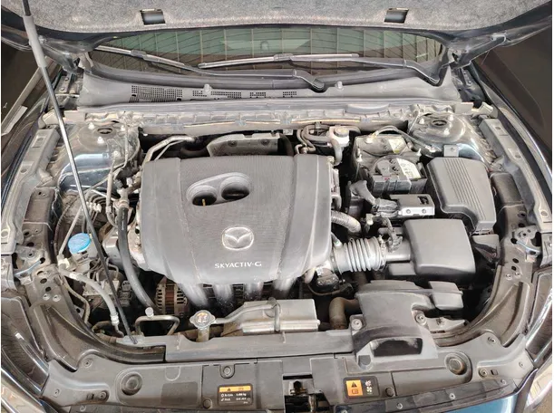 Car image 32