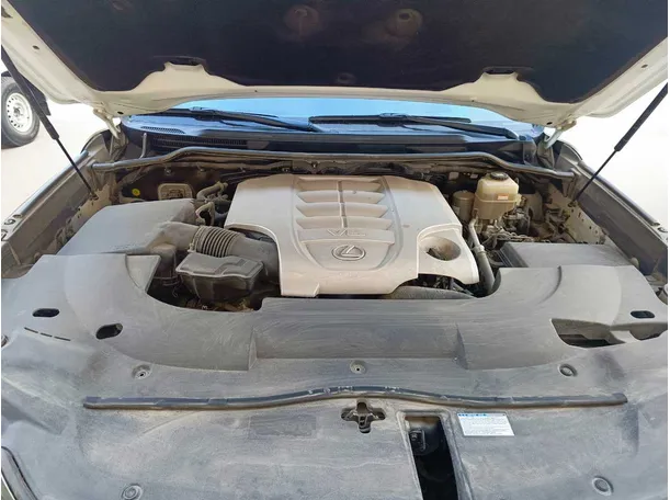Car image 37