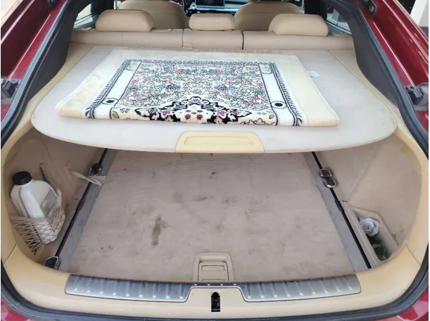 Car image 34