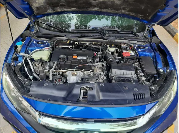Car image 19