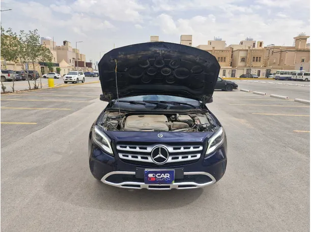 Car image 23