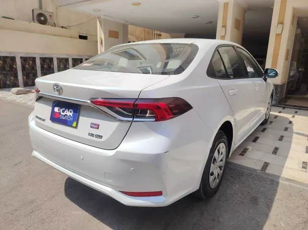 Car image 5