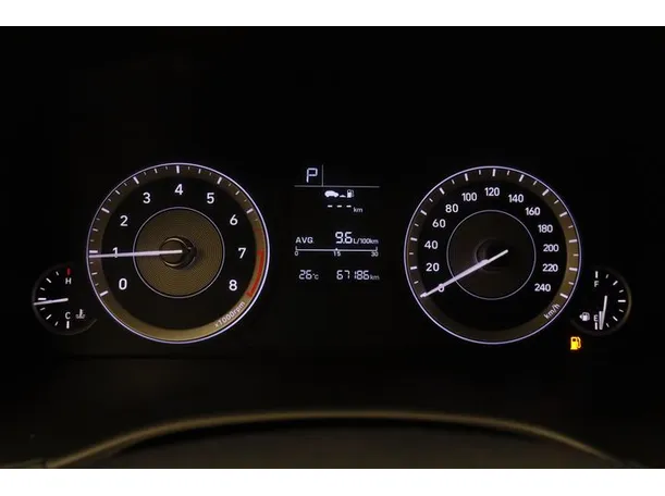 Car image 6