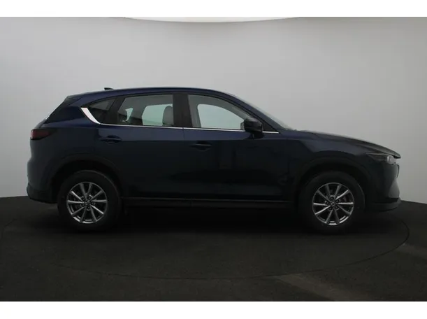 Car image 13