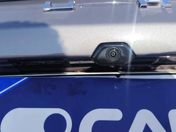 Car image 28