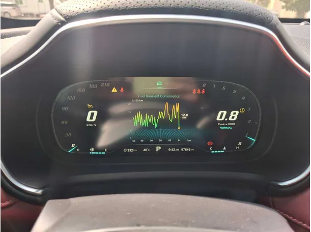 Car image 18