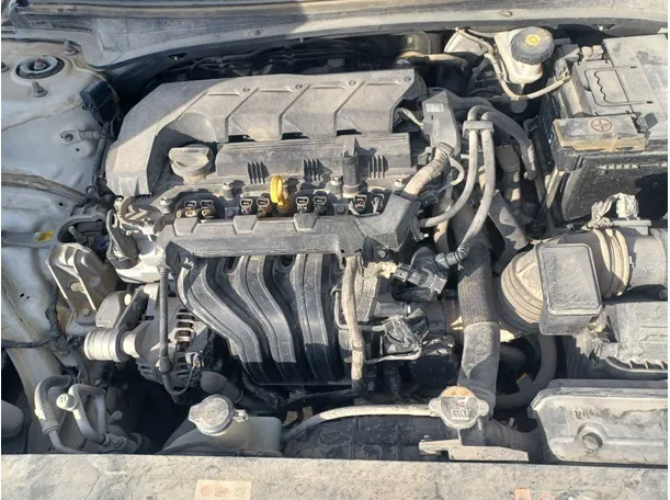 Car image 19