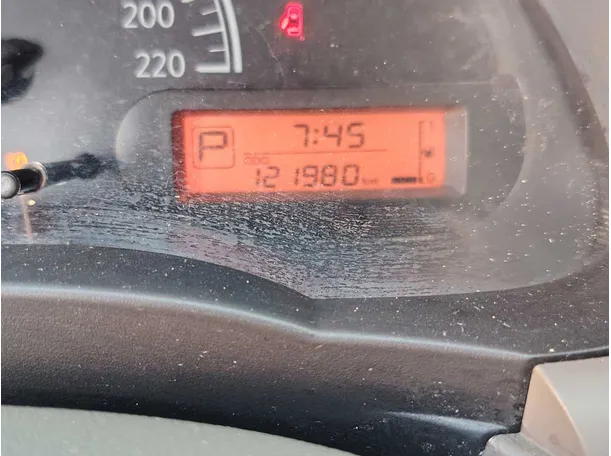 Car image 22