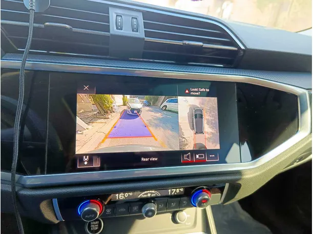 Car image 33