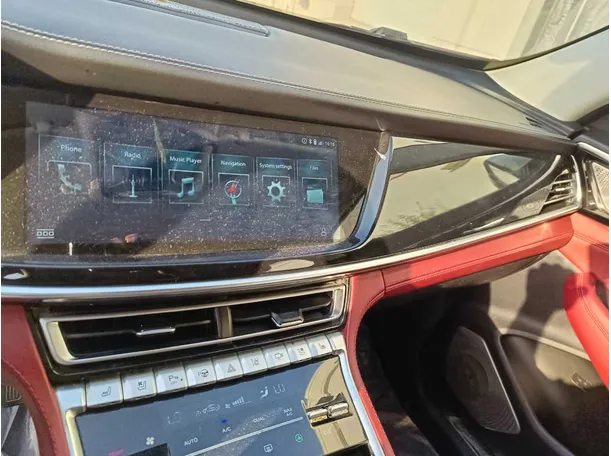 Car image 24