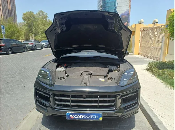 Car image 27