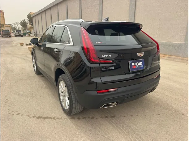 Car image 7