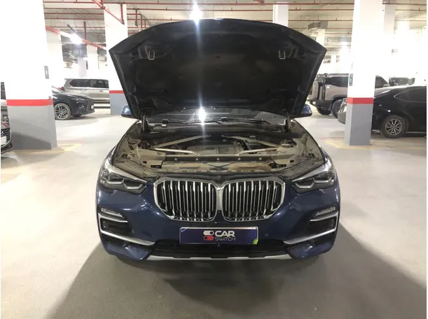 Car image 21