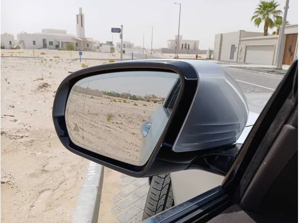 Car image 21