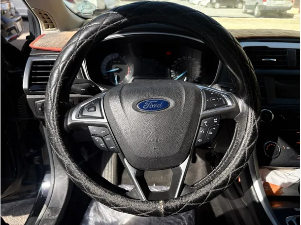 Car image 22