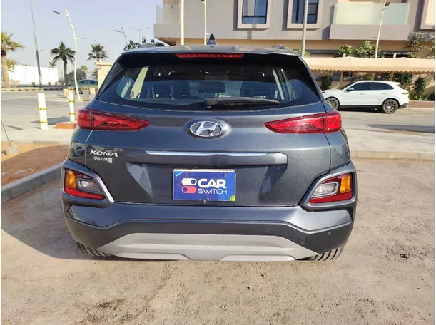 Car image 6