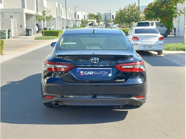 Car image 6