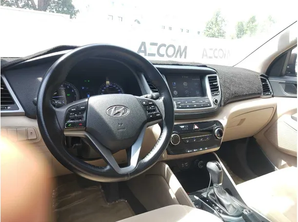 Car image 31