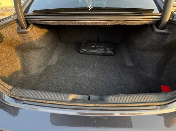 Car image 22