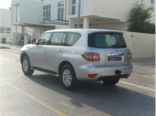 Car image 7