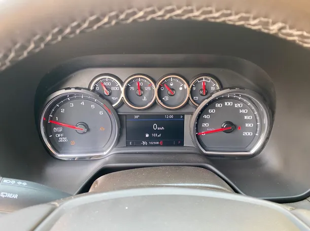 Car image 17