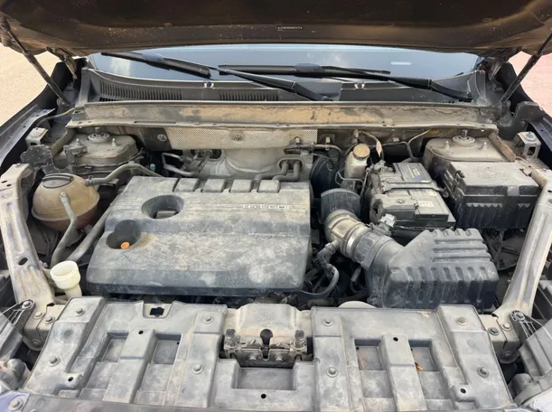 Car image 24