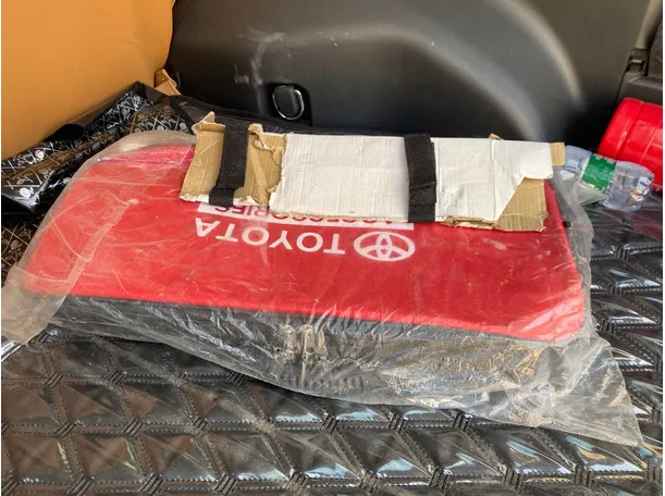 Car image 22