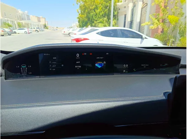 Car image 25