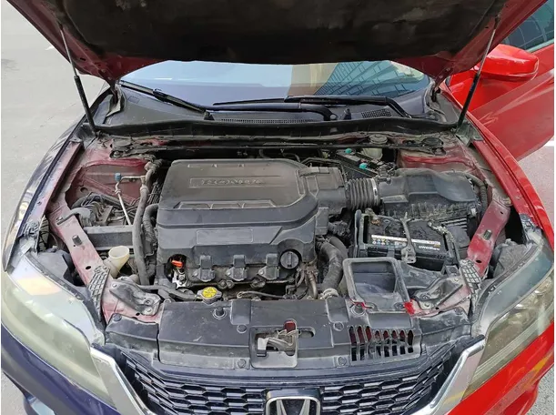 Car image 21
