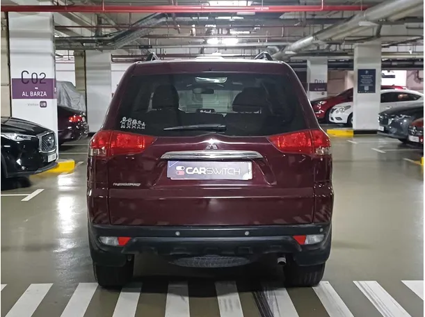 Car image 6