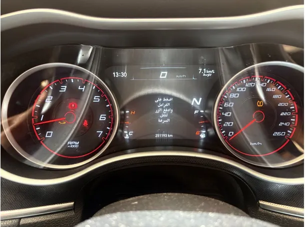 Car image 23