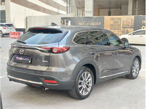 Car image 7