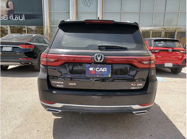 Car image 6