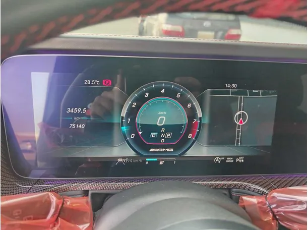 Car image 26