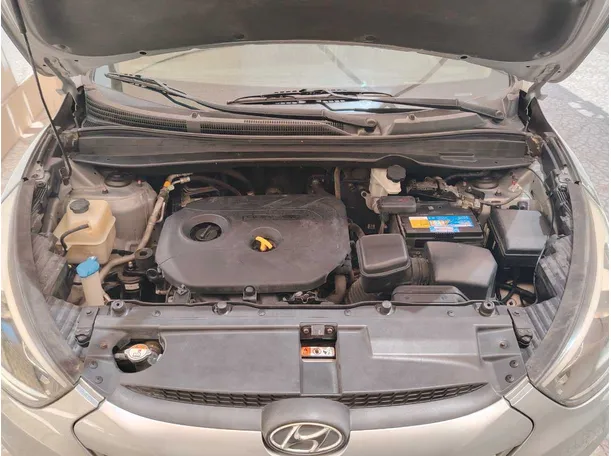 Car image 28