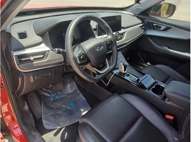 Car image 11